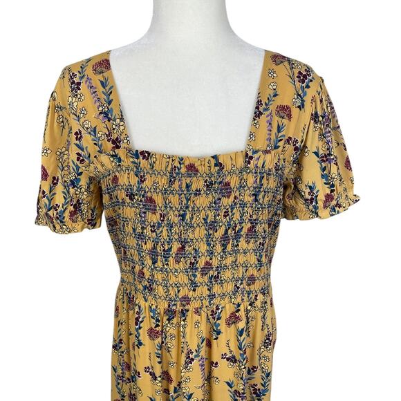 The Pyramid Collection Smocked Floral Midi Dress Large Cottage Whimsy Ethereal - Picture 2 of 9